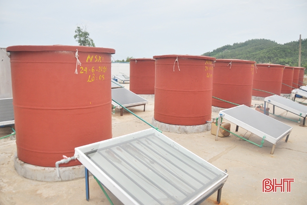 Nhiều hợp tác xã ở Hà Tĩnh “đổi đời” nhờ ứng dụng công nghệ cao vào sản xuất